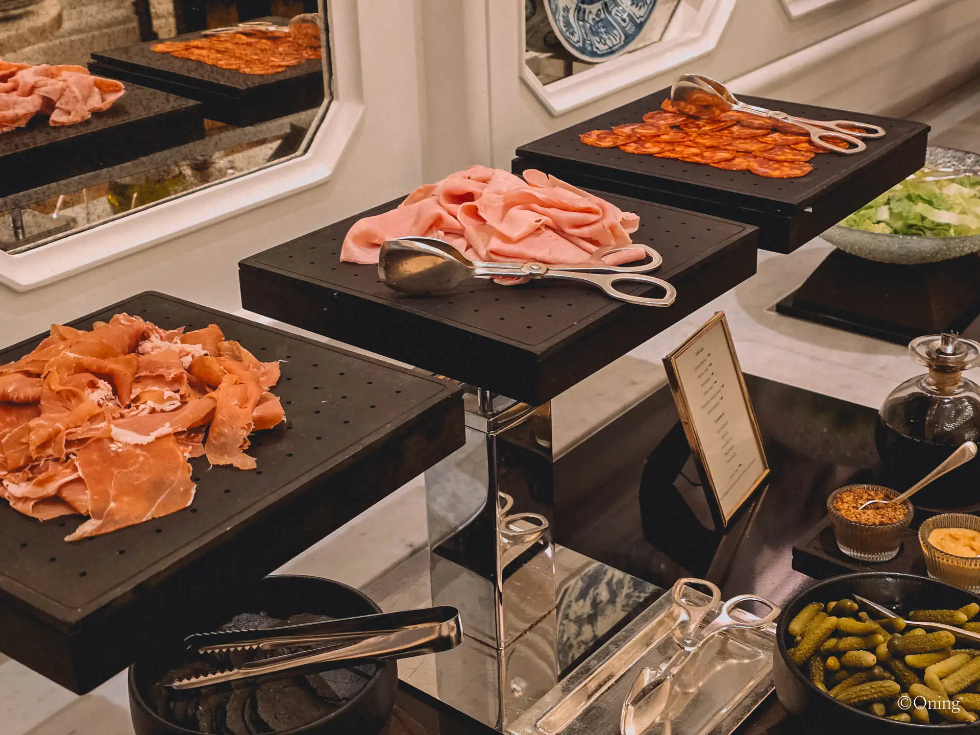 Breakfast at Raffles Hotel & Singapore Sling at Long Bar: A True Singapore Heritage Experience 50 Raffles singapore breakfast