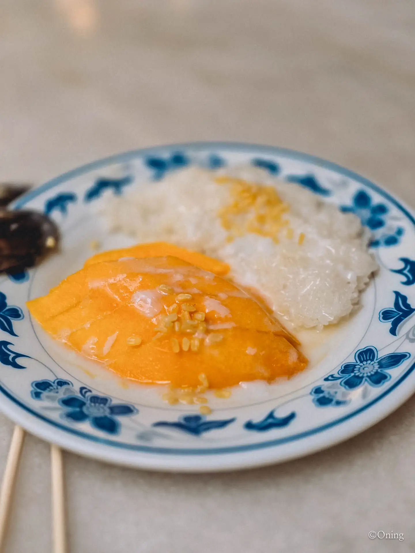 Complete Guide to Singapore Hawker Centers: Best Food Courts for Budget Travel 32 sticky rice with mango