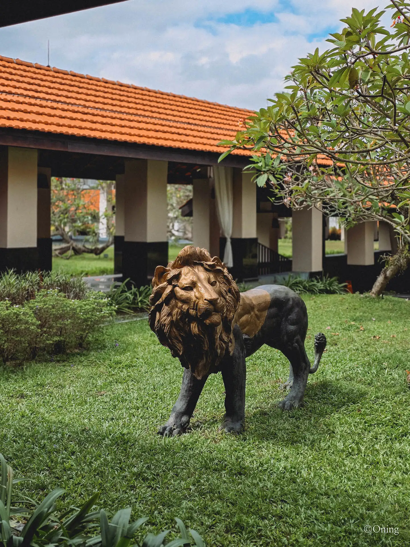 Sofitel Singapore Sentosa Courtyard