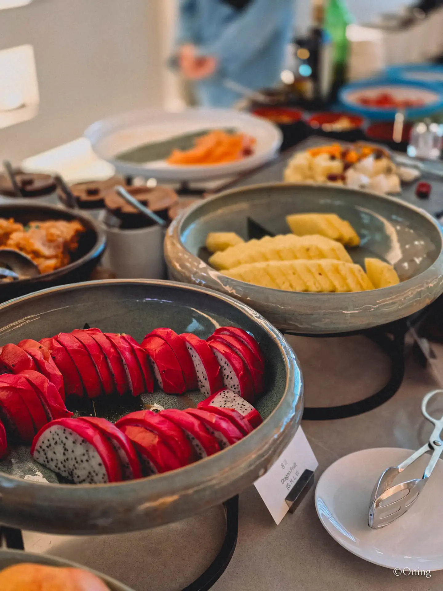 Incheon to Taipei: Taoyuan & Incheon Airport Lounges + Asiana Business Class Review 40 SilverKris Lounge Fruits Menu