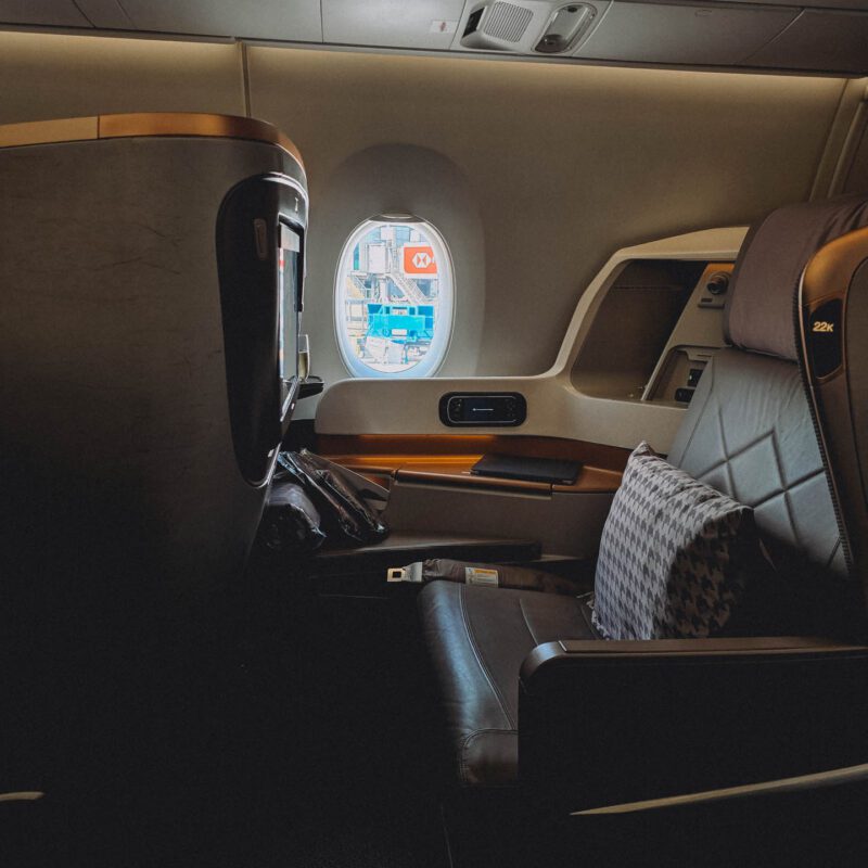 Singapore Airlines Business Class Taipei to Singapore + SilverKris Lounge Review 5